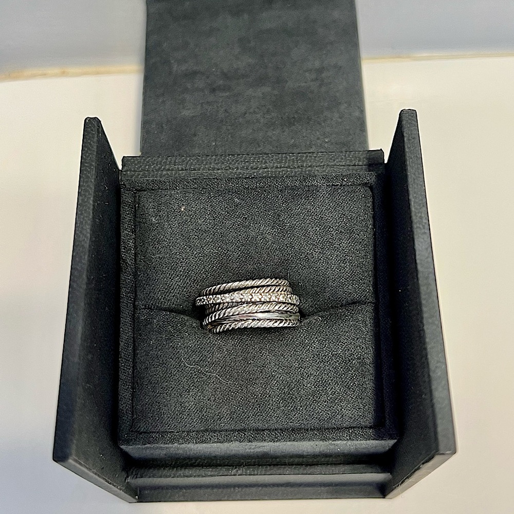 David Yurman Crossover Ring in Sterling Silver with Pavé Diamonds 11mm size 6